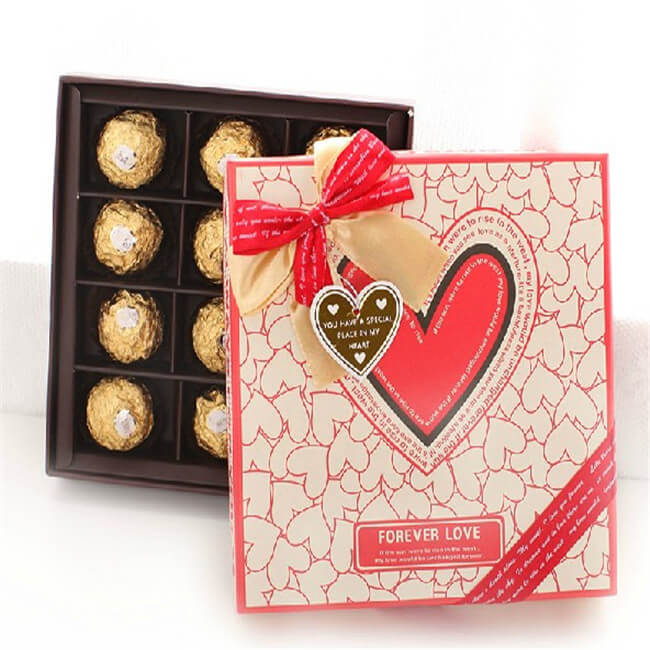 Lovely Personalized Chocolate Boxes For Gifts