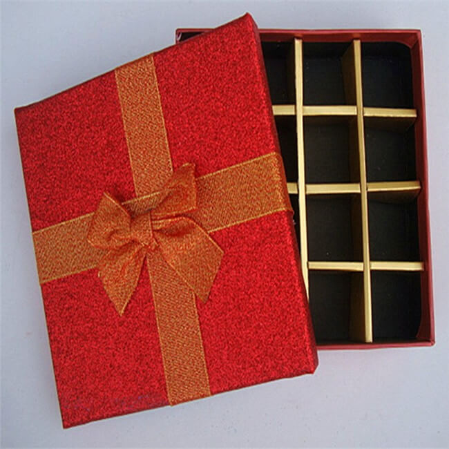 Wholesale Chocolate Gift Boxes With Golden Divider