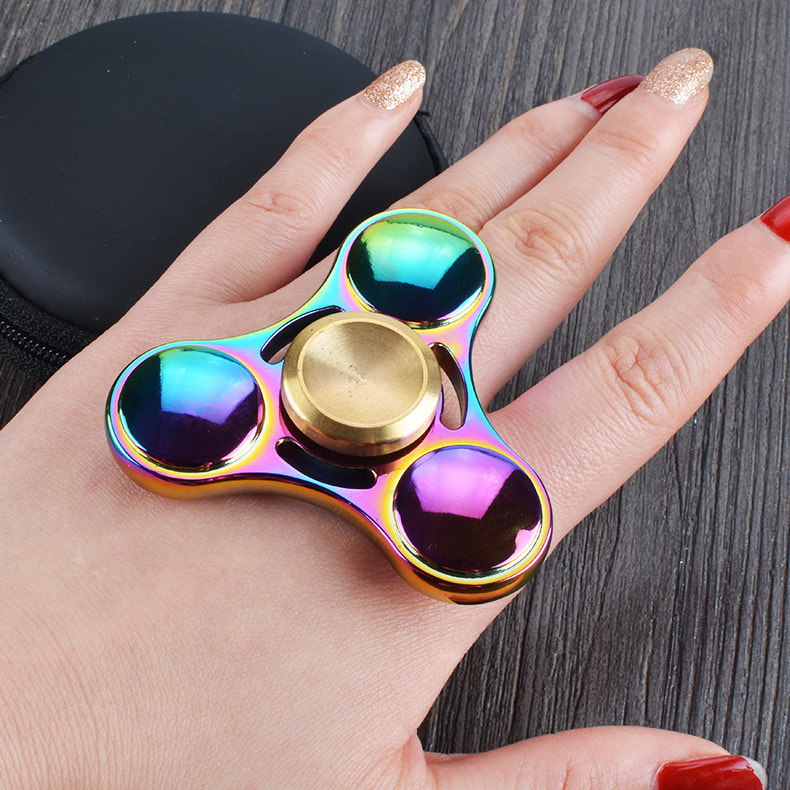 Rainbow Colorful Aluminum Alloy Tri Spinner Toy
