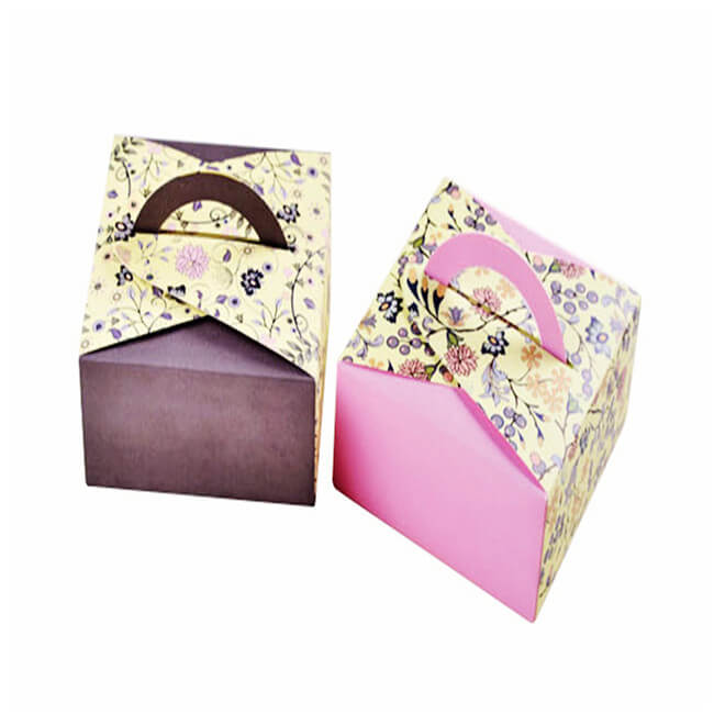Art Paper Cake Packaging With Custom Design